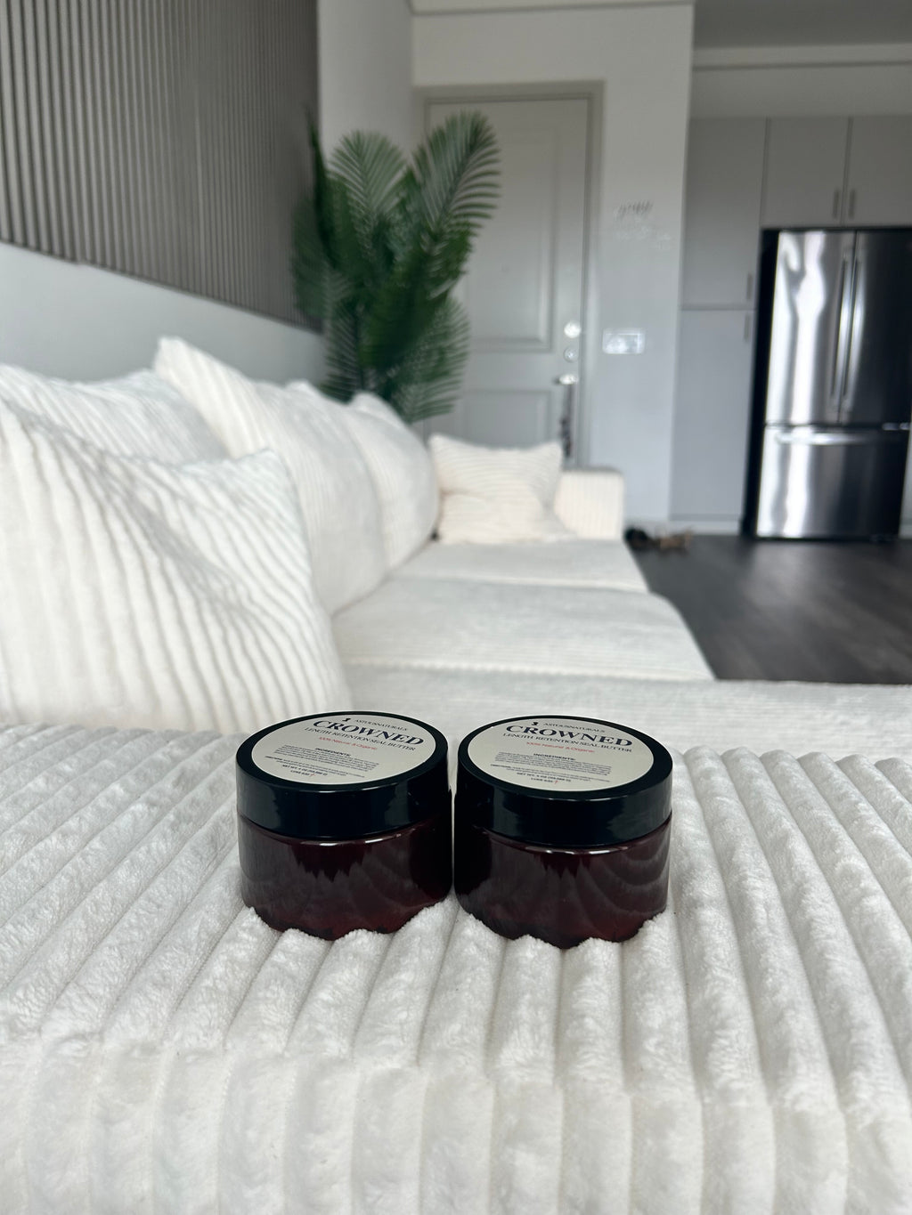 Crowned Length Retention Seal Butter
